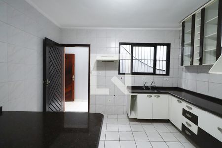 Casa à venda com 120m², 2 quartos e 2 vagasCozinha