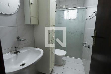 Casa à venda com 120m², 2 quartos e 2 vagasBanheiro Corredor
