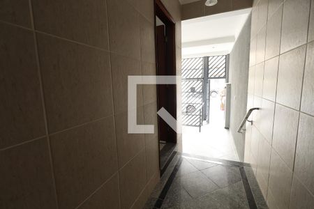 Casa à venda com 120m², 2 quartos e 2 vagasEntrada