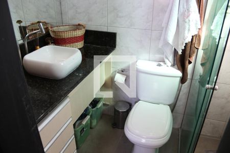 Suite Quarto 1 de apartamento à venda com 3 quartos, 120m² em Jardim Riacho das Pedras, Contagem