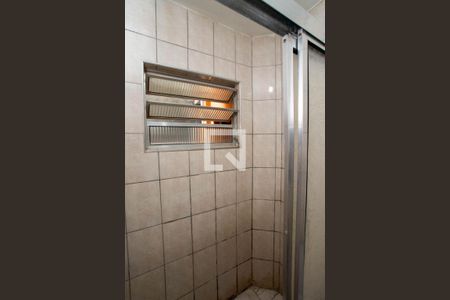 Casa para alugar com 125m², 2 quartos e sem vaga Casa para alugar com 125m², 2 quartos e sem vagaBanheiro Corredor