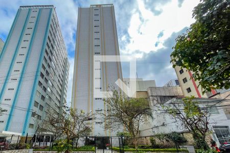 Apartamento à venda com 160m², 3 quartos e 3 vagasFachada