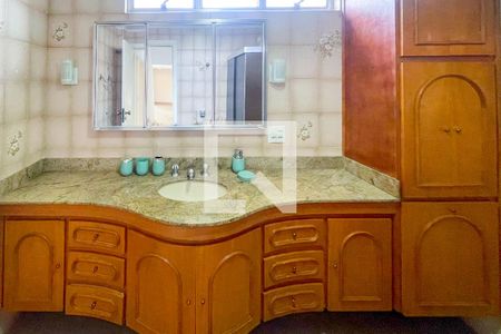 Apartamento à venda com 160m², 3 quartos e 3 vagasBanheiro