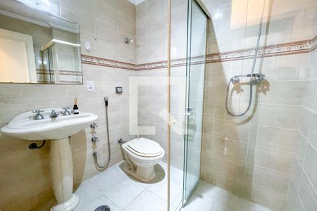 Apartamento à venda com 156m², 3 quartos e 2 vagas Apartamento à venda com 156m², 3 quartos e 2 vagasBanheiro