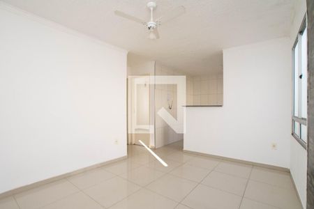 Sala de apartamento para alugar com 2 quartos, 45m² em Água Chata, Guarulhos