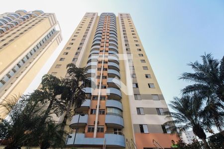 Apartamento para alugar com 66m², 2 quartos e 1 vagaCondomínio - Fachada 