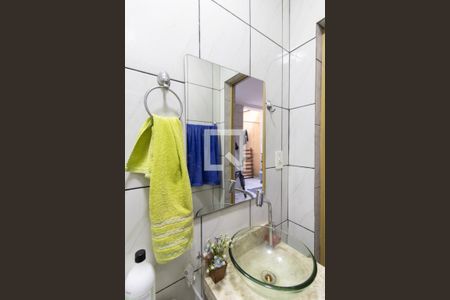 Casa à venda com 125m², 2 quartos e 2 vagasBanheiro