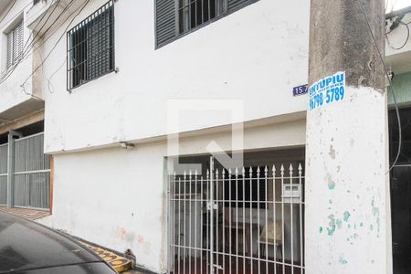 Fachada de casa para alugar com 3 quartos, 100m² em Jardim Teresa, São Paulo
