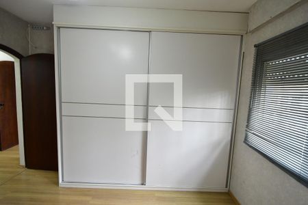 Apartamento para alugar com 90m², 3 quartos e 1 vagaQuarto 2 - Armários
