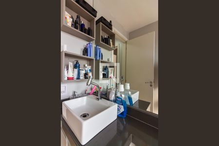 Apartamento para alugar com 47m², 2 quartos e 2 vagasBanheiro