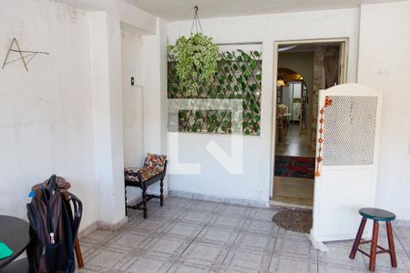 Casa à venda com 154m², 4 quartos e 2 vagasGaragem