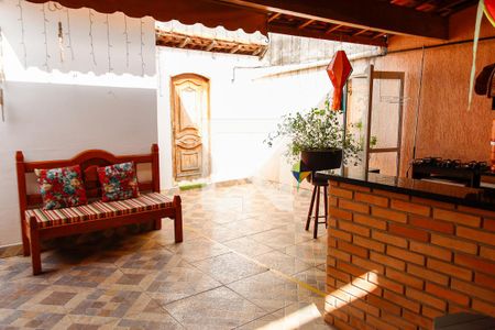 Casa à venda com 154m², 4 quartos e 2 vagasÁrea comum