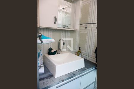 Casa à venda com 154m², 4 quartos e 2 vagasBanheiro