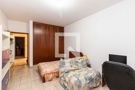 Casa à venda com 3 quartos, 290m² em Vila Deodoro, São Paulo