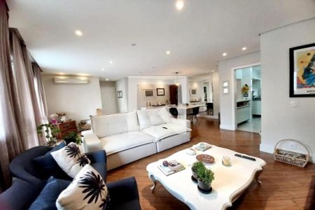 Apartamento à venda com 136m², 3 quartos e 3 vagas