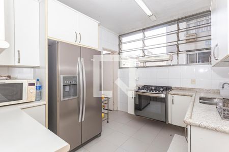 Apartamento à venda com 3 quartos, 154m² em Cerqueira César, São Paulo