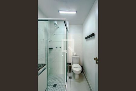 Banheiro de kitnet/studio para alugar com 2 quartos, 19m² em Brás, São Paulo