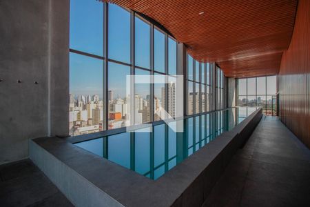 Studio à venda com 37m², 1 quarto e 1 vagaPiscina