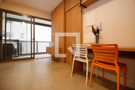 Sala/Cozinha de kitnet/studio à venda com 1 quarto, 37m² em Pinheiros, São Paulo