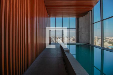 Studio à venda com 37m², 1 quarto e 1 vagaPiscina