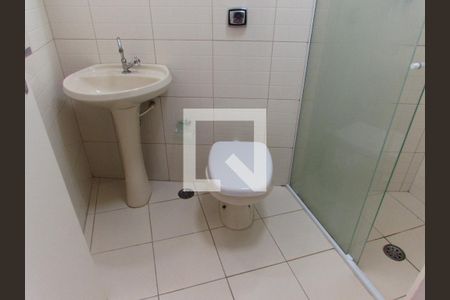Casa para alugar com 120m², 2 quartos e 2 vagasBanheiro da Suíte