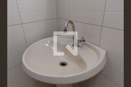 Casa para alugar com 120m², 2 quartos e 2 vagasBanheiro da Suíte