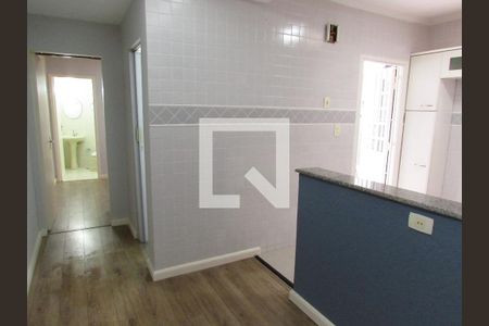Sala de casa para alugar com 2 quartos, 120m² em Jardim Ouro Preto, Taboão da Serra