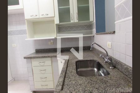 Casa para alugar com 120m², 2 quartos e 2 vagasCozinha