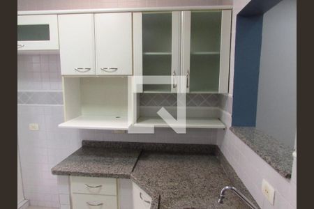 Casa para alugar com 120m², 2 quartos e 2 vagasCozinha