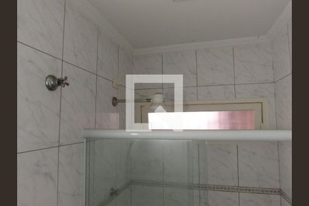 Casa para alugar com 120m², 2 quartos e 2 vagasBanheiro Social