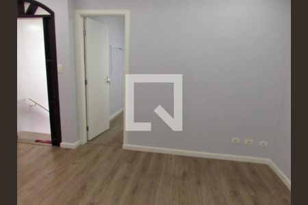 Sala de casa para alugar com 2 quartos, 120m² em Jardim Ouro Preto, Taboão da Serra