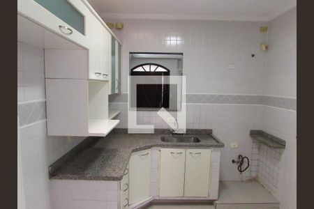 Casa para alugar com 120m², 2 quartos e 2 vagasCozinha