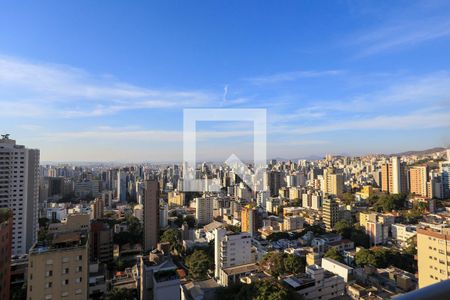 Vista da Varanda da Sala de apartamento à venda com 2 quartos, 125m² em São Pedro, Belo Horizonte