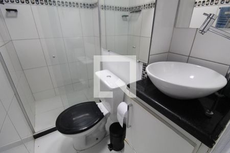 Banheiro de apartamento à venda com 1 quarto, 60m² em Curicica, Rio de Janeiro