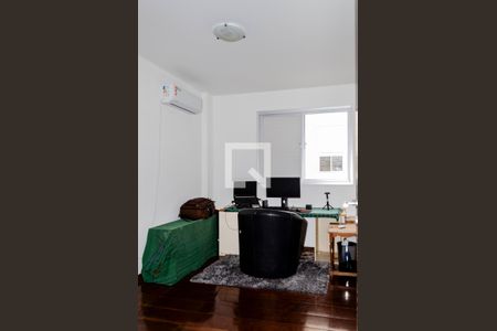 Quarto 01 - Escritório de apartamento para alugar com 4 quartos, 115m² em Córrego Grande, Florianópolis