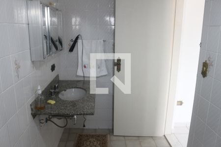 Casa para alugar com 280m², 3 quartos e 3 vagasBanheiro 3