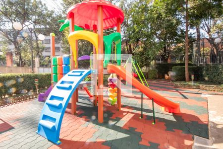 Apartamento para alugar com 84m², 3 quartos e 1 vagaÁrea comum - Playground