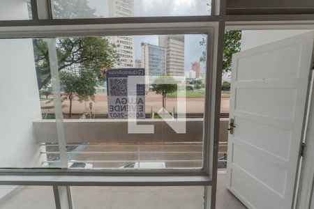 Studio à venda com 43m², 1 quarto e sem vaga Studio à venda com 43m², 1 quarto e sem vagaPlaquinha