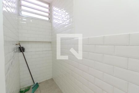 Studio à venda com 43m², 1 quarto e sem vaga Studio à venda com 43m², 1 quarto e sem vagaBanheiro