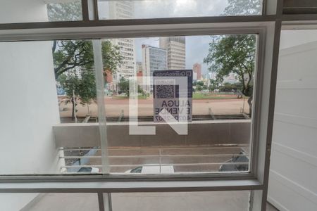 Studio à venda com 43m², 1 quarto e sem vaga Studio à venda com 43m², 1 quarto e sem vagaPlaquinha