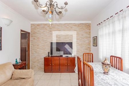 Casa à venda com 200m², 3 quartos e 6 vagas