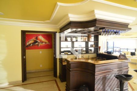 Sala de apartamento à venda com 4 quartos, 377m² em Barra da Tijuca, Rio de Janeiro