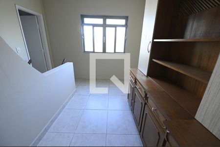 Casa para alugar com 400m², 4 quartos e 4 vagas Casa para alugar com 400m², 4 quartos e 4 vagasQuarto 4