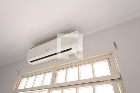 Casa para alugar com 400m², 4 quartos e 4 vagas Casa para alugar com 400m², 4 quartos e 4 vagasSala