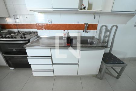 Casa para alugar com 400m², 4 quartos e 4 vagas Casa para alugar com 400m², 4 quartos e 4 vagasCozinha