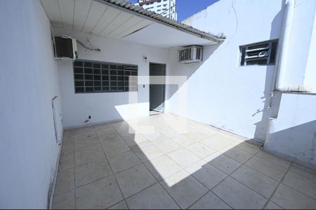 Casa para alugar com 400m², 4 quartos e 4 vagas Casa para alugar com 400m², 4 quartos e 4 vagasQuintal