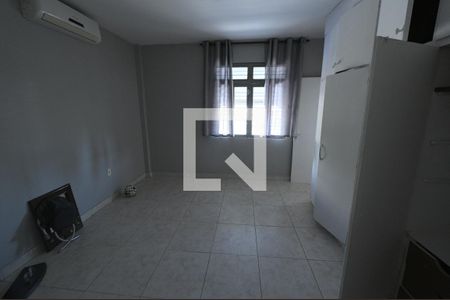 Casa para alugar com 400m², 4 quartos e 4 vagas Casa para alugar com 400m², 4 quartos e 4 vagasQuarto extra
