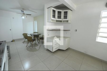 Casa para alugar com 400m², 4 quartos e 4 vagas Casa para alugar com 400m², 4 quartos e 4 vagasCozinha