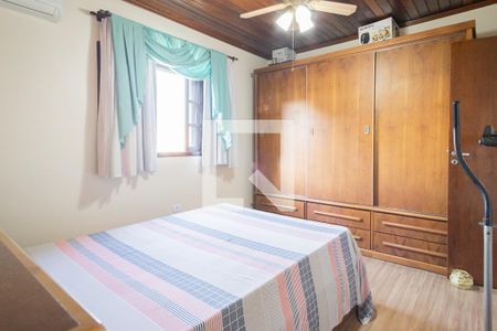 Casa à venda com 380m², 6 quartos e 10 vagasSuíte - Casa 1