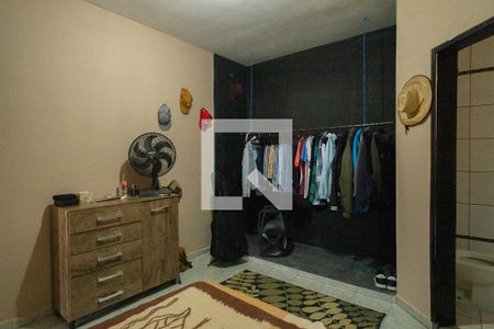 Casa à venda com 380m², 6 quartos e 10 vagasSuíte - Casa 2